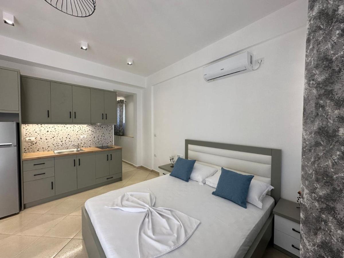 Aila Apartment Sarandë Exteriör bild